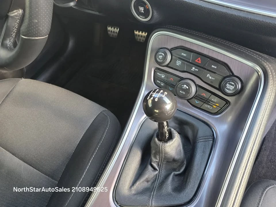 2016 Dodge Challenger 3rd Gen - Image 10 of 19