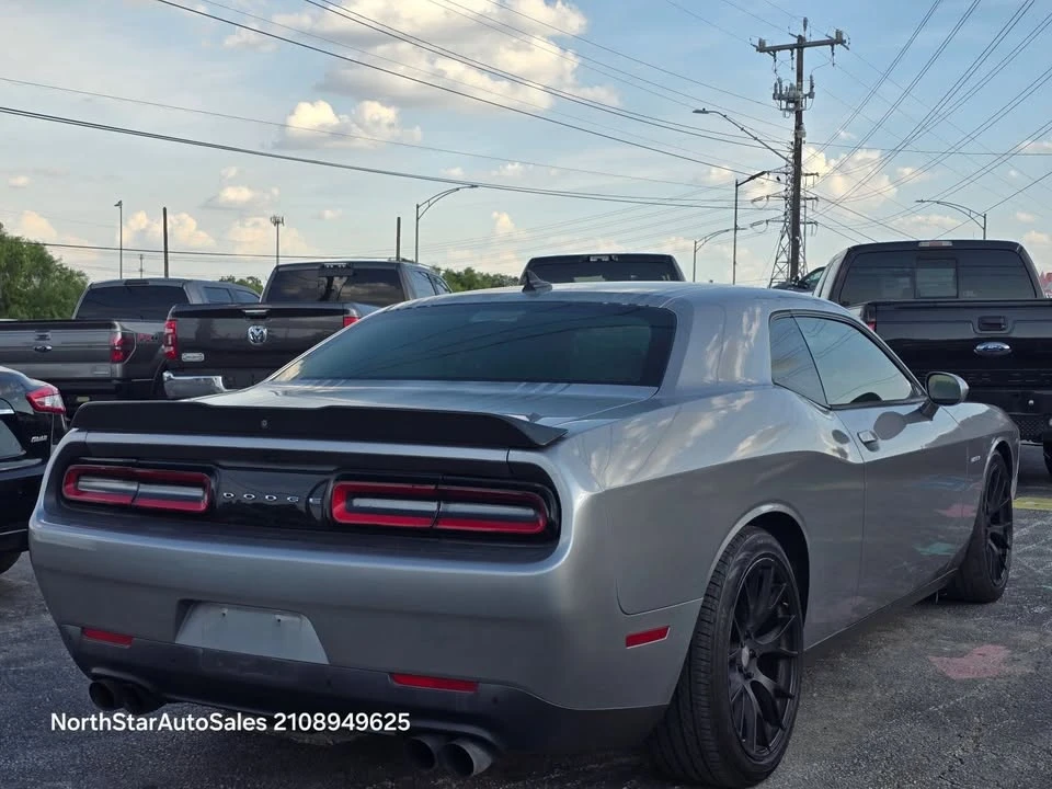 2016 Dodge Challenger 3rd Gen - Image 17 of 19
