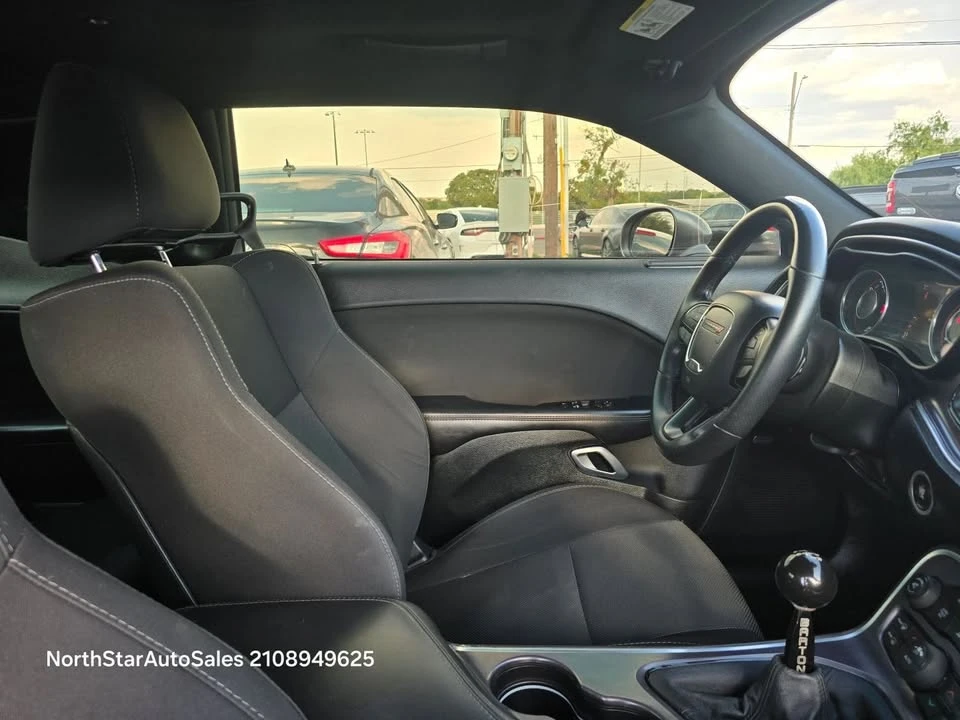 2016 Dodge Challenger 3rd Gen - Image 14 of 19