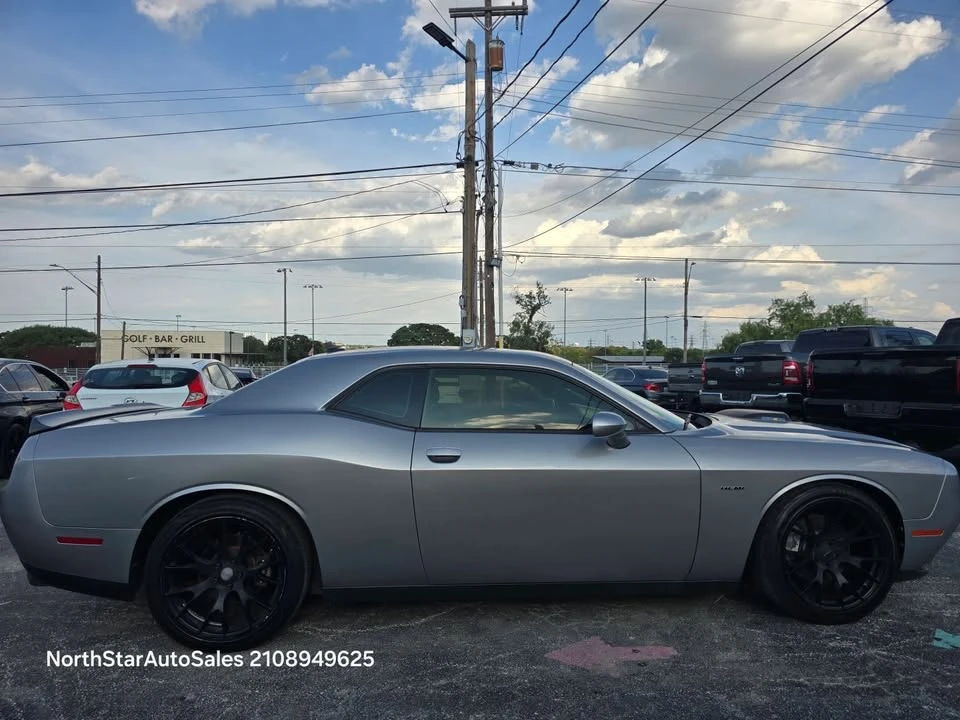 2016 Dodge Challenger 3rd Gen - Image 4 of 19