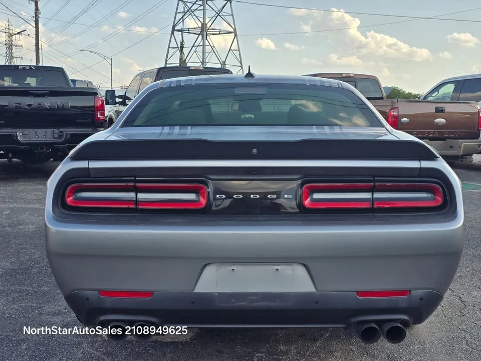 2016 Dodge Challenger 3rd Gen - Image 18 of 19