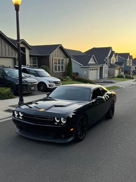 2016 Dodge Challenger 3rd Gen - Image 3 of 8