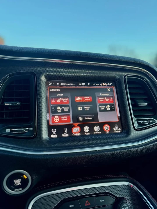 2016 Dodge Challenger SRT8 & 392 3rd Gen - Image 11 of 18