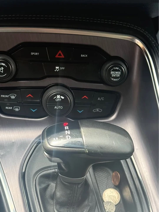 2016 Dodge Challenger 3rd Gen - Image 9 of 13