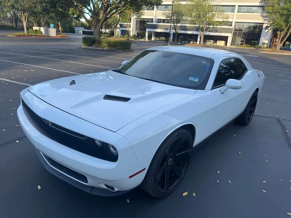 2016 Dodge Challenger 3rd Gen - Image 2 of 9