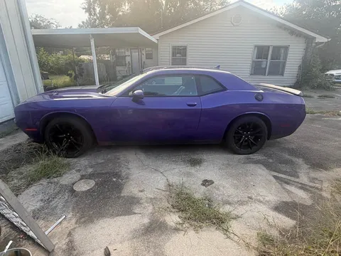 2016 Dodge Challenger SE Coupe 2D