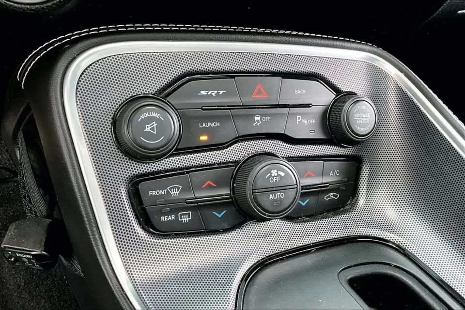 2016 Dodge Challenger SRT8 & 392 3rd Gen - Image 14 of 20