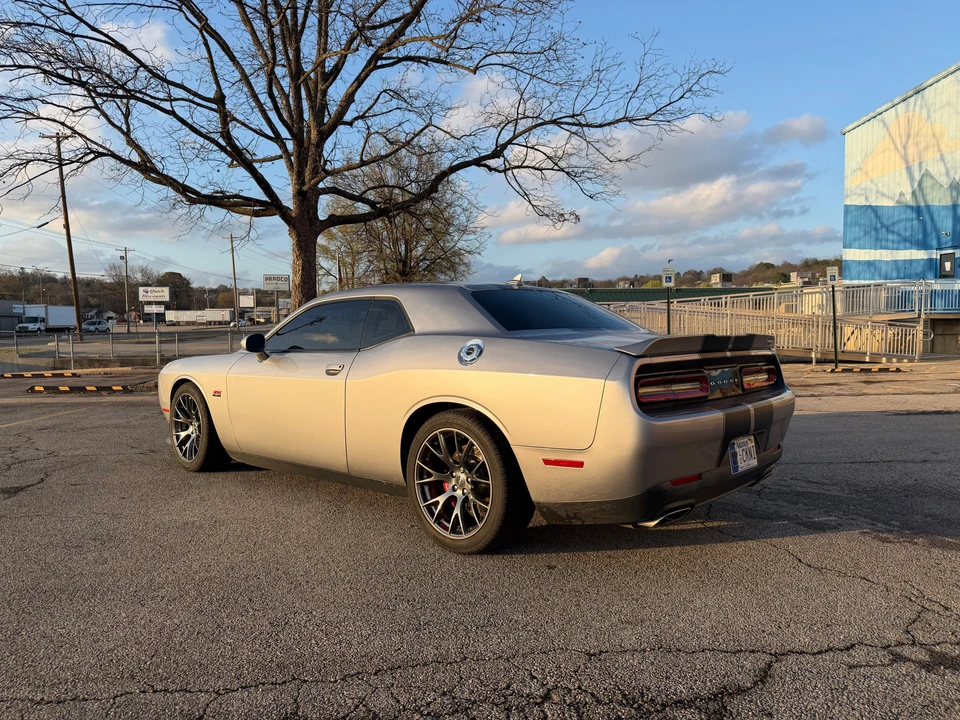 2016 Dodge Challenger SRT8 & 392 3rd Gen - Image 9 of 31