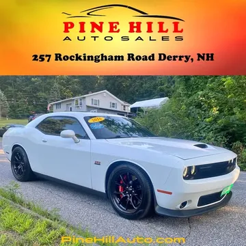 2016 Dodge Challenger SRT 392 6-Speed Manual