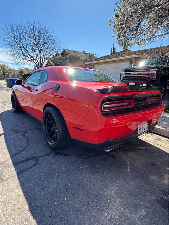 2016 Dodge Challenger SRT8 & 392 3rd Gen - Image 3 of 12