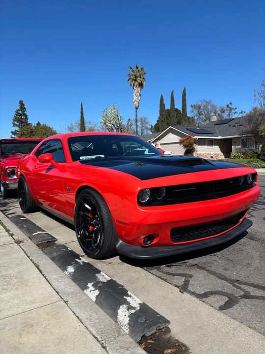 2016 Dodge Challenger SRT8 & 392 3rd Gen - Image 11 of 12