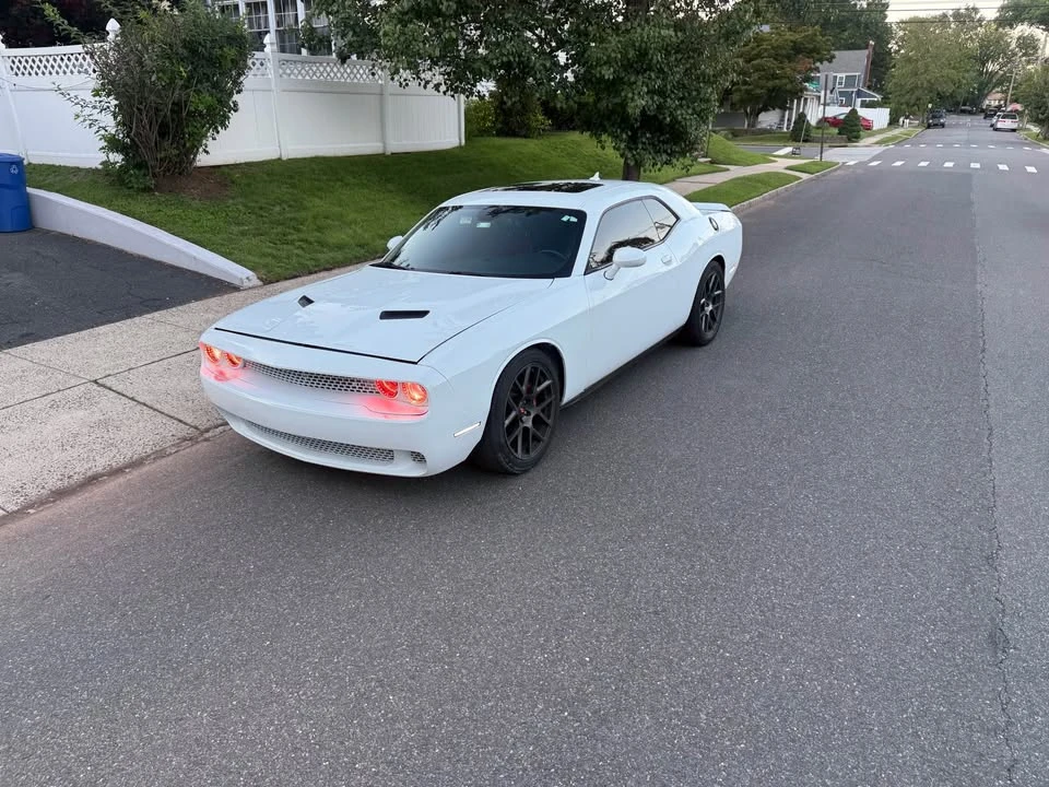 2016 Dodge Challenger SRT8 & 392 3rd Gen - Image 2 of 4