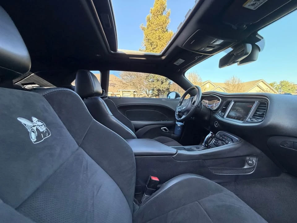 2016 Dodge Challenger SRT8 & 392 3rd Gen - Image 4 of 6