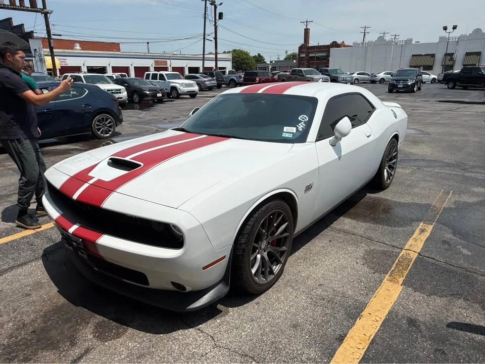 2016 Dodge Challenger SRT8 & 392 3rd Gen - Image 3 of 8