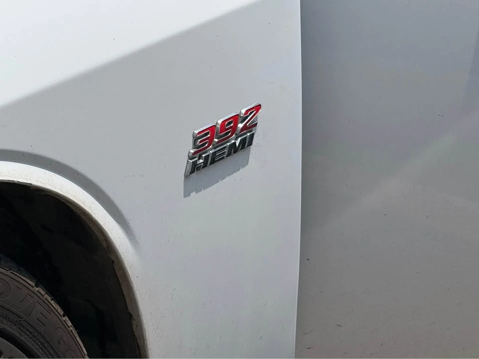 2016 Dodge Challenger SRT8 & 392 3rd Gen - Image 4 of 8