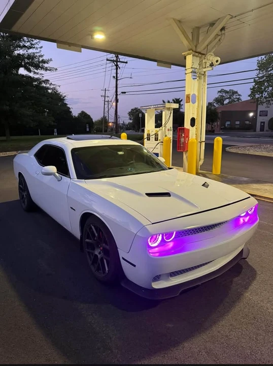 2016 Dodge Challenger SRT8 & 392 3rd Gen - Image 4 of 6