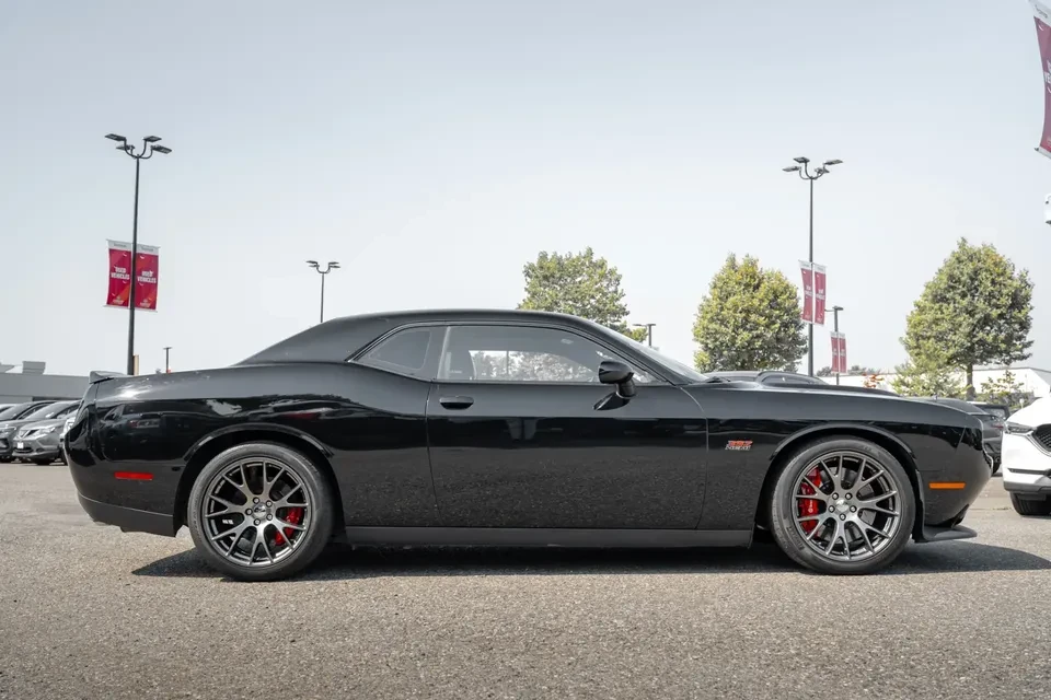 2016 Dodge Challenger SRT8 & 392 3rd Gen - Image 4 of 9