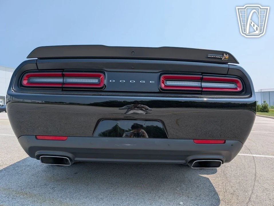 2016 Dodge Challenger SRT8 & 392 3rd Gen - Image 14 of 21
