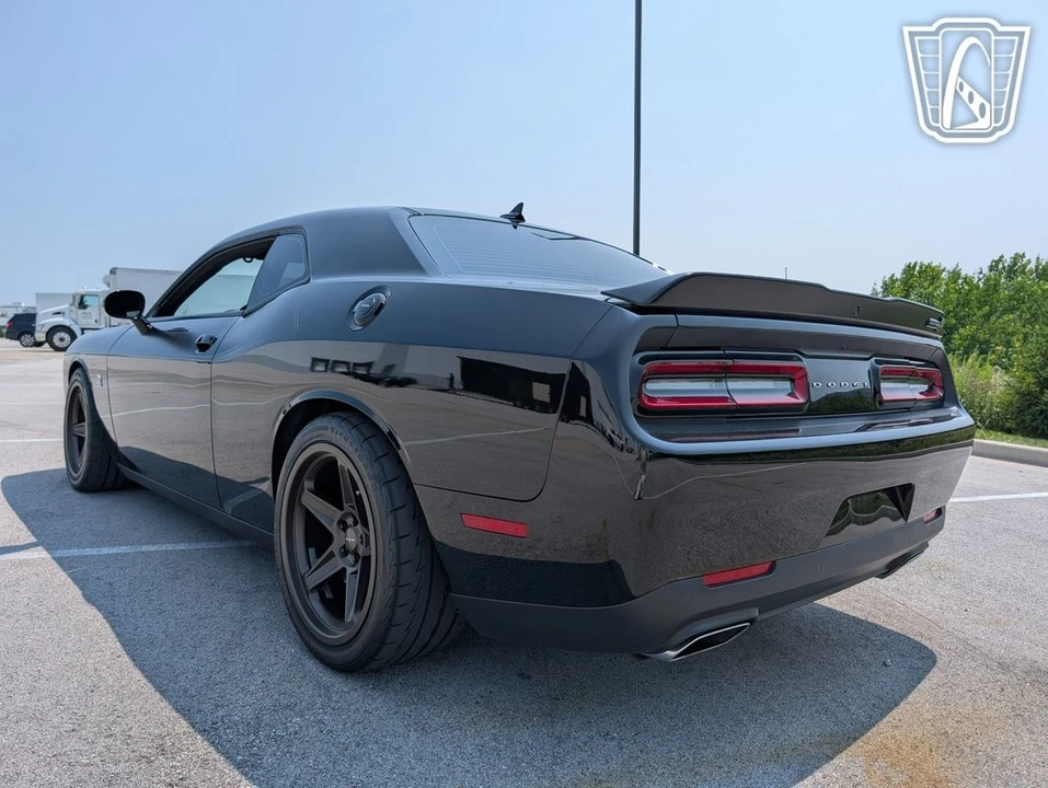 2016 Dodge Challenger SRT8 & 392 3rd Gen - Image 10 of 21