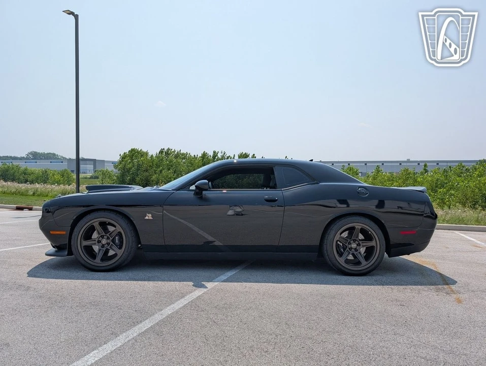 2016 Dodge Challenger SRT8 & 392 3rd Gen - Image 7 of 21