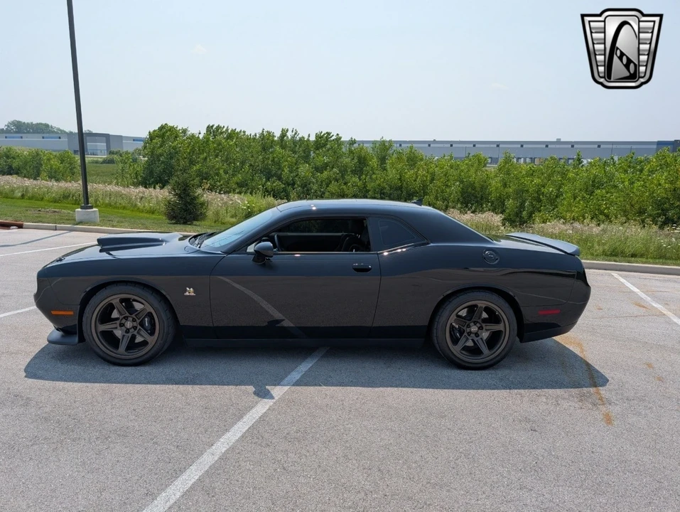 2016 Dodge Challenger SRT8 & 392 3rd Gen - Image 4 of 12