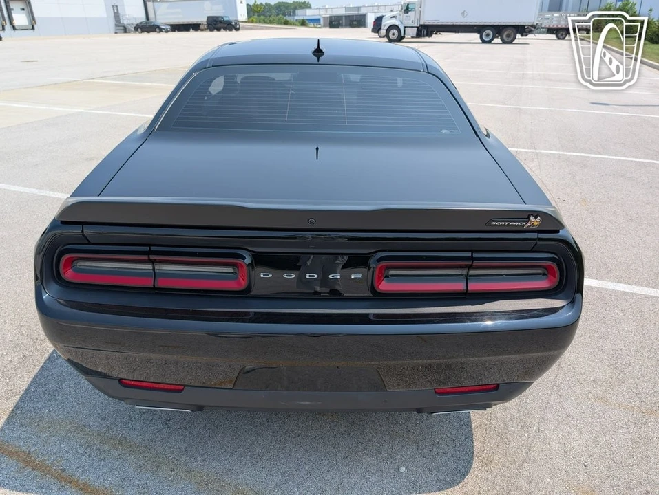 2016 Dodge Challenger SRT8 & 392 3rd Gen - Image 12 of 21