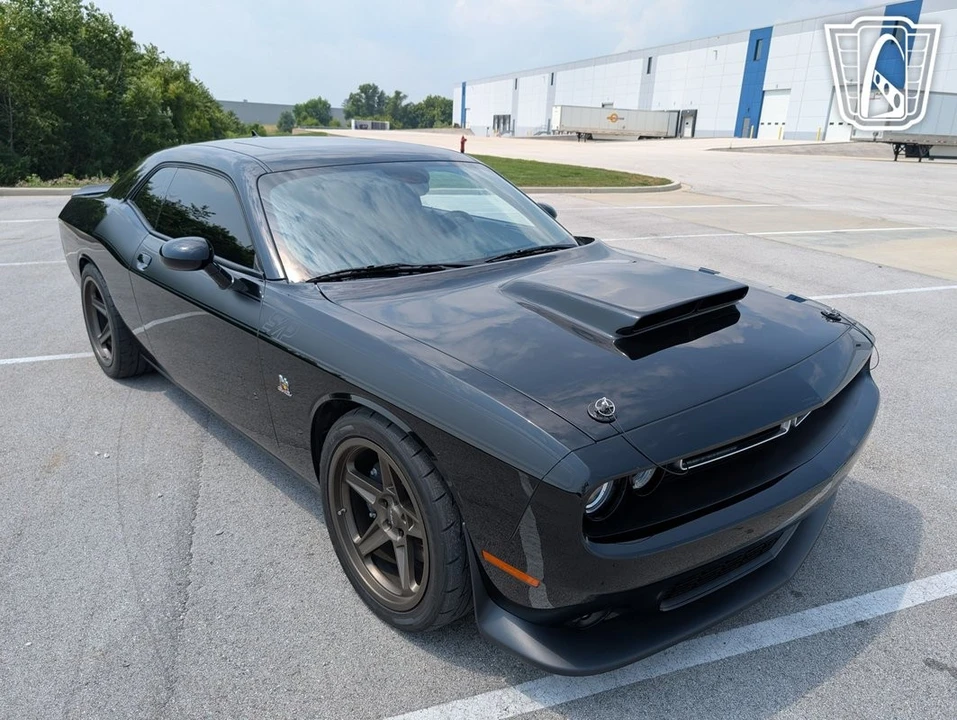 2016 Dodge Challenger SRT8 & 392 3rd Gen - Image 21 of 21
