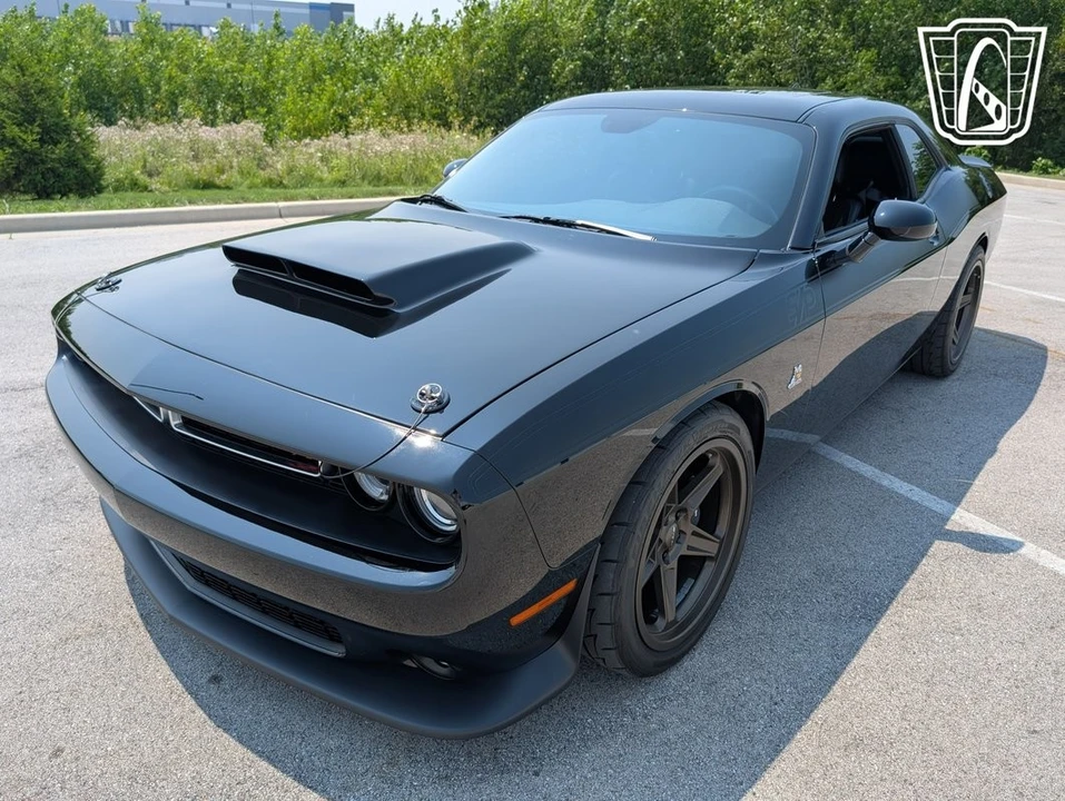 2016 Dodge Challenger SRT8 & 392 3rd Gen - Image 3 of 21