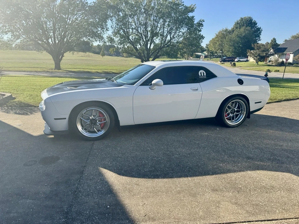 2016 Dodge Challenger SRT Hellcat 3rd Gen - Image 7 of 15