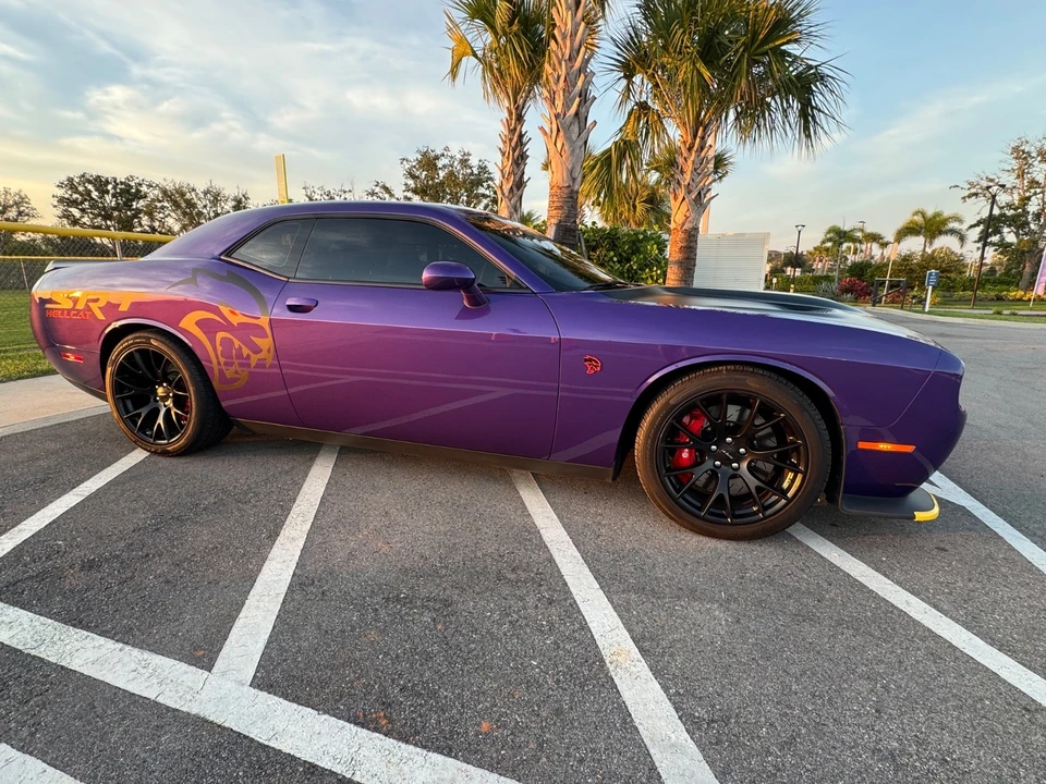 2016 Dodge Challenger SRT Hellcat 3rd Gen - Image 8 of 21