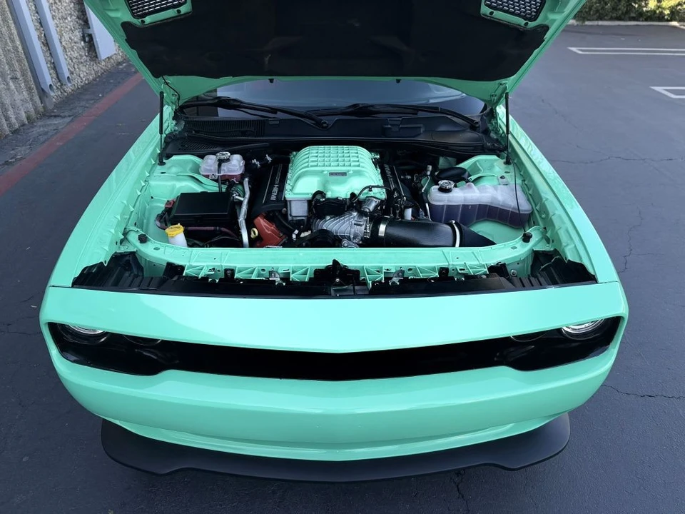 2016 Dodge Challenger SRT Hellcat 3rd Gen - Image 25 of 31