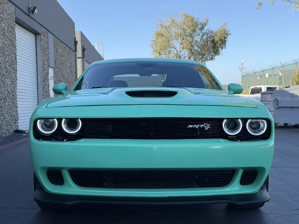 2016 Dodge Challenger SRT Hellcat 3rd Gen - Image 15 of 31