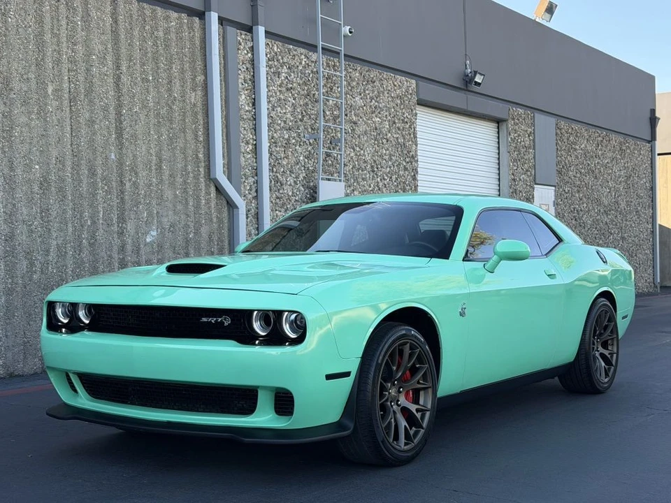 2016 Dodge Challenger SRT Hellcat 3rd Gen - Image 14 of 31
