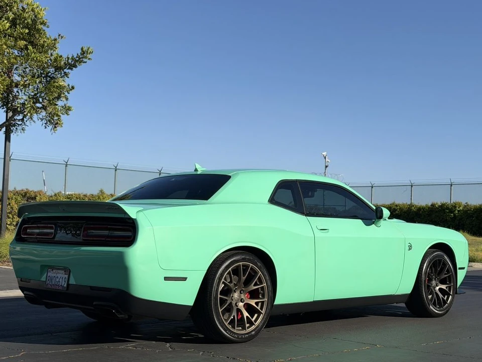 2016 Dodge Challenger SRT Hellcat 3rd Gen - Image 12 of 31