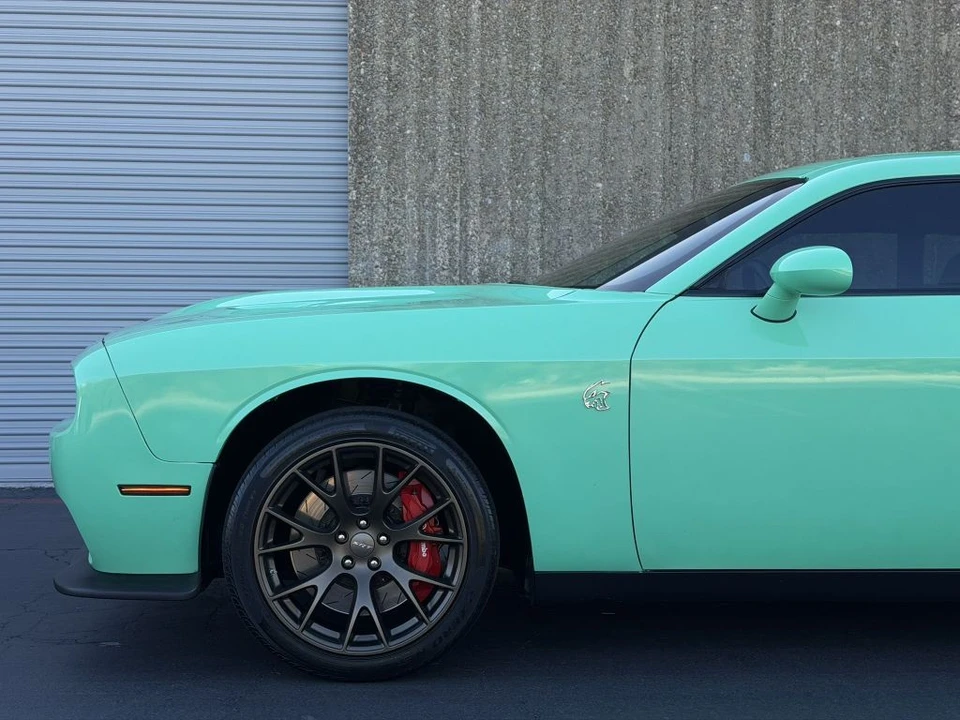2016 Dodge Challenger SRT Hellcat 3rd Gen - Image 19 of 31