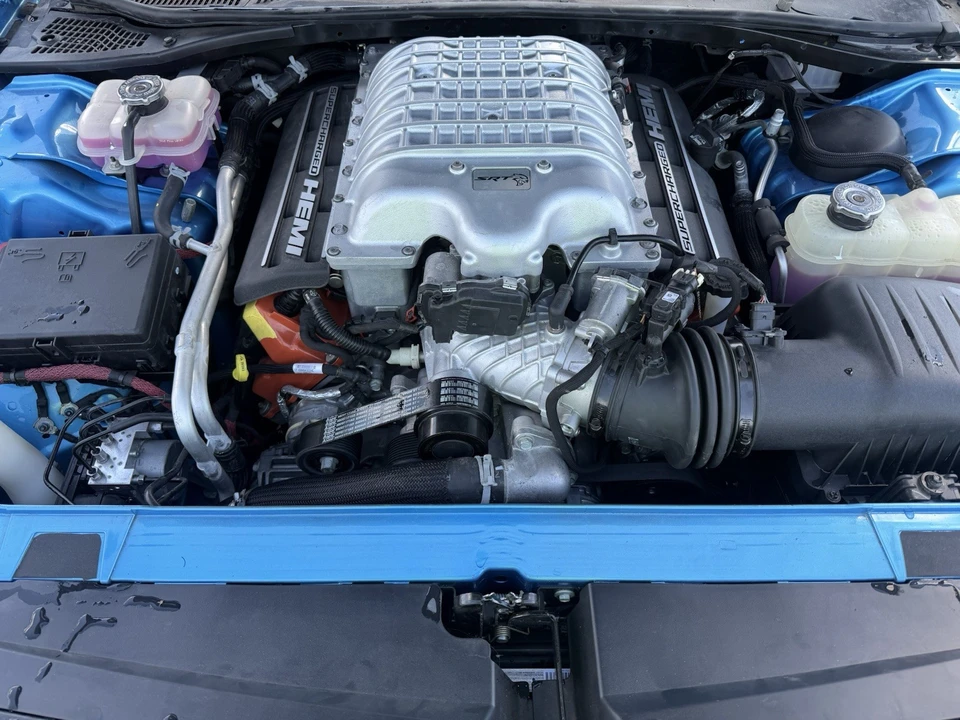 2016 Dodge Challenger SRT Hellcat 3rd Gen - Image 3 of 15