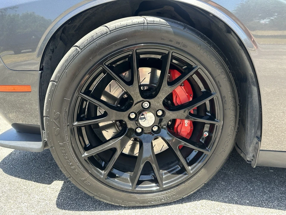 2016 Dodge Challenger SRT Hellcat 3rd Gen - Image 7 of 20