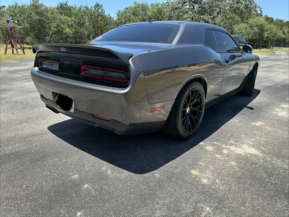 2016 Dodge Challenger SRT Hellcat 3rd Gen - Image 5 of 20