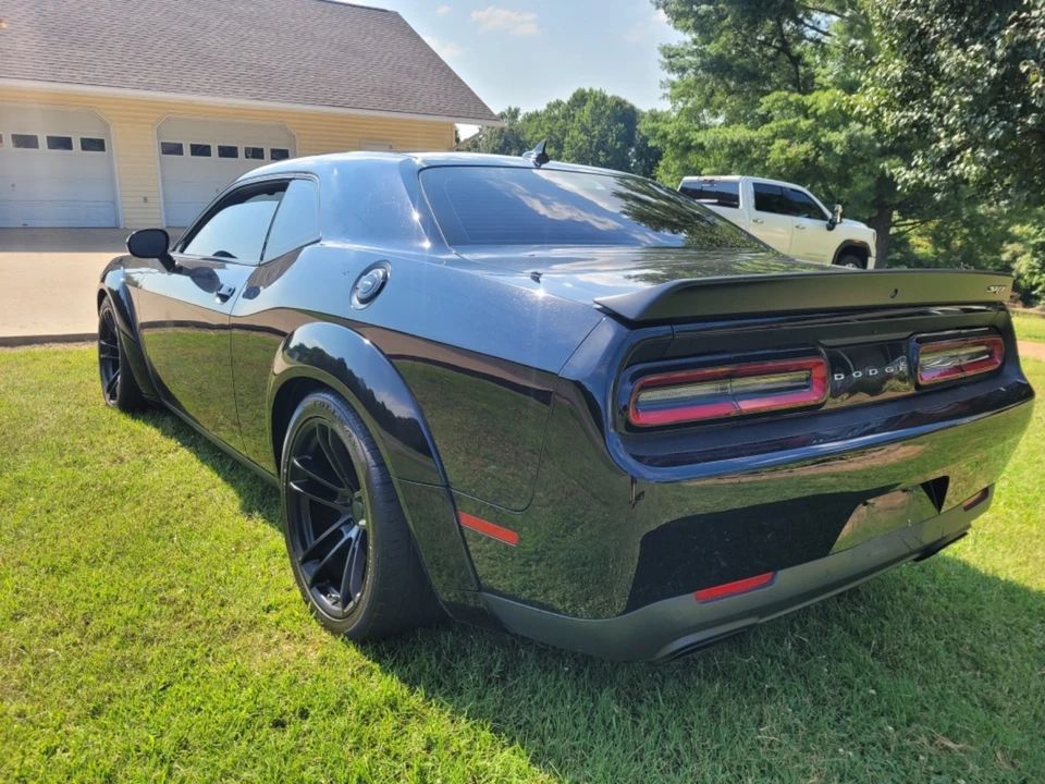 2016 Dodge Challenger SRT Hellcat 3rd Gen - Image 11 of 18
