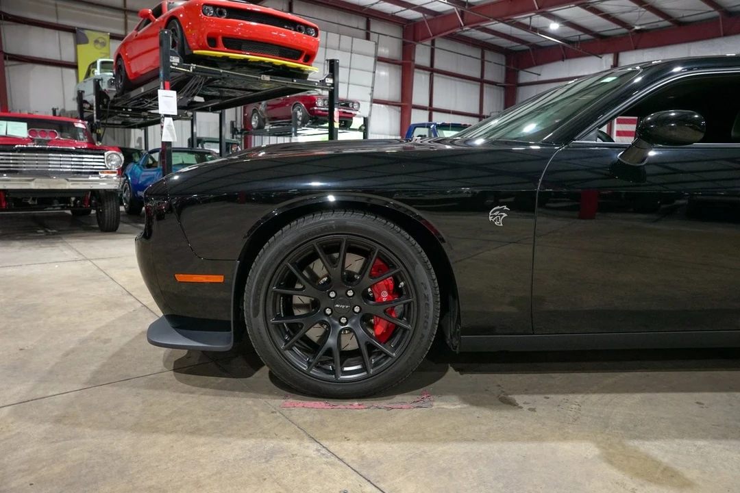 2016 Dodge Challenger SRT Hellcat 3rd Gen - Image 3 of 13