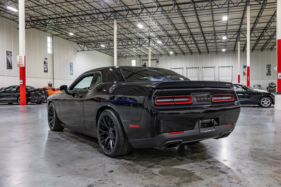 2016 Dodge Challenger SRT Hellcat 3rd Gen - Image 5 of 31