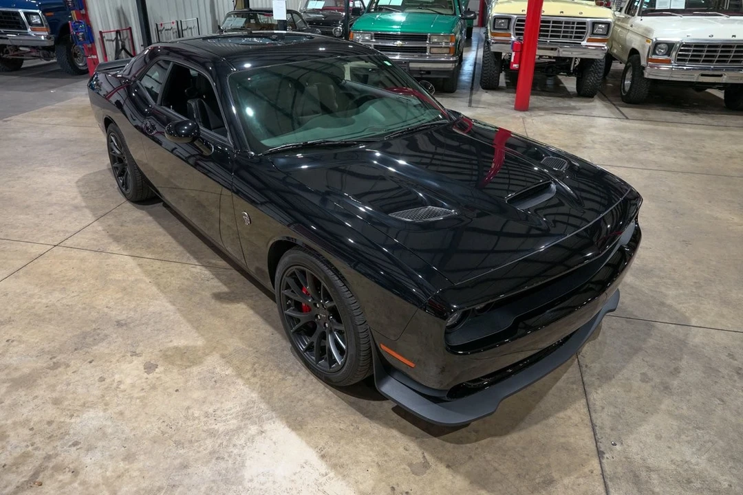 2016 Dodge Challenger SRT Hellcat 3rd Gen - Image 11 of 13