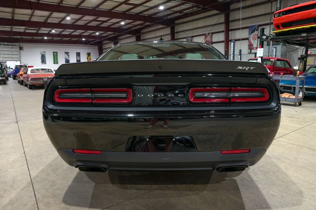 2016 Dodge Challenger SRT Hellcat 3rd Gen - Image 7 of 13
