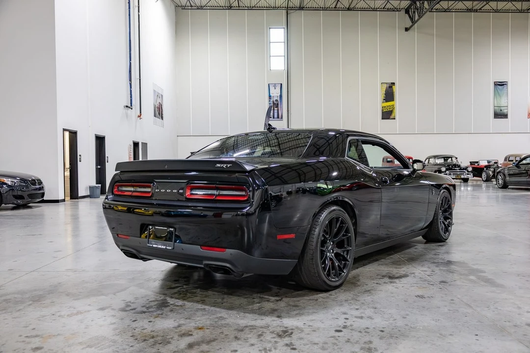 2016 Dodge Challenger SRT Hellcat 3rd Gen - Image 7 of 31