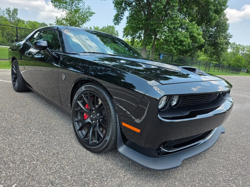 2016 Dodge Challenger SRT Hellcat 3rd Gen - Image 3 of 20