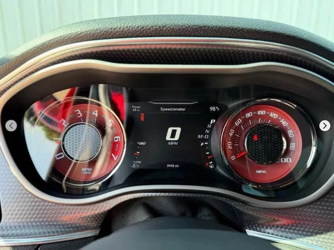 2016 Dodge Challenger SRT Hellcat 3rd Gen - Image 9 of 19