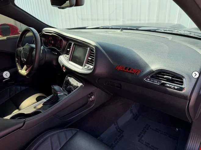 2016 Dodge Challenger SRT Hellcat 3rd Gen - Image 13 of 19