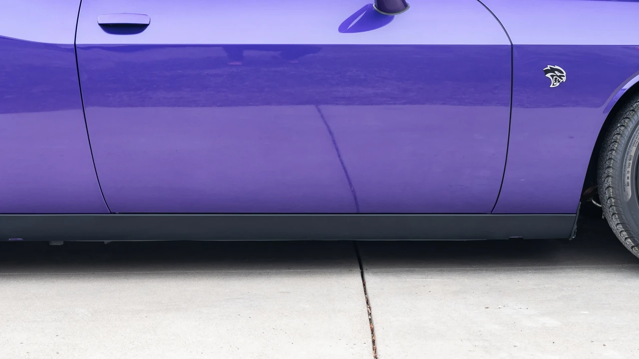 2016 Dodge Challenger SRT Hellcat 3rd Gen - Image 30 of 31