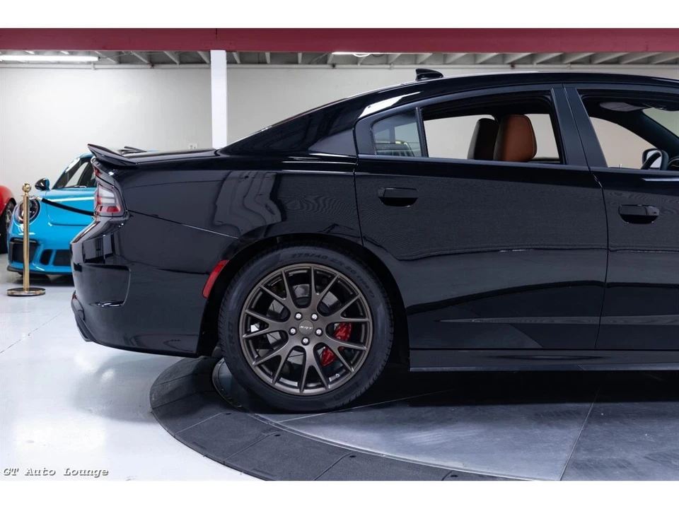 2016 Dodge Challenger SRT Hellcat 3rd Gen - Image 16 of 31