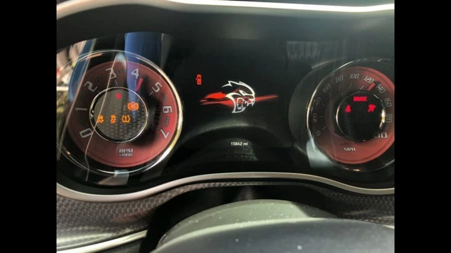 2016 Dodge Challenger SRT Hellcat 3rd Gen - Image 4 of 9